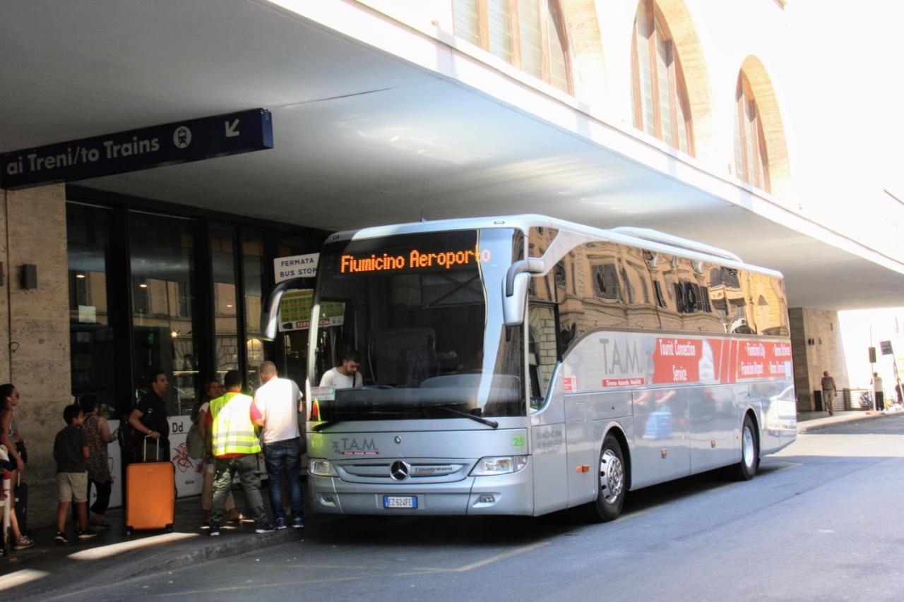 Готель Roma Castle Termini Екстер'єр фото